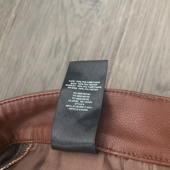 Wilfred Free | Aritzia brown faux leather straight leg pants size 2 - Picture 10 of 12